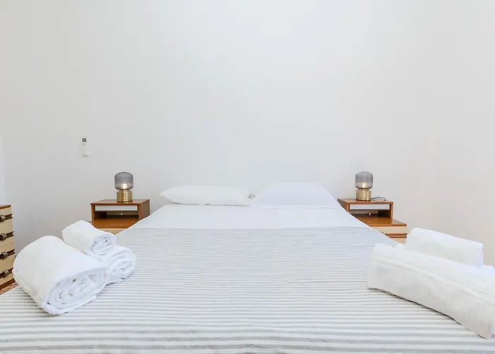 Casa San Giovanni -in Pieno Centro Storico- * Olbia